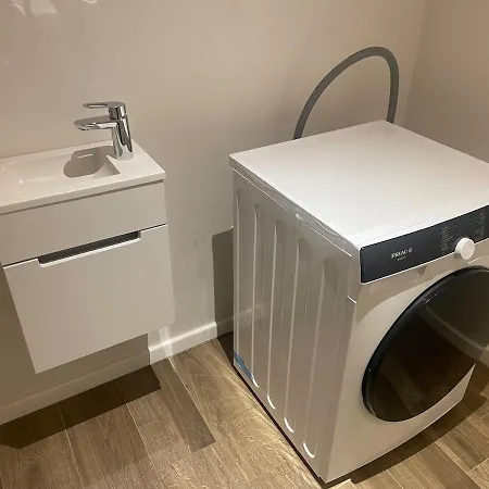 Entire Fully Equipped Appartement